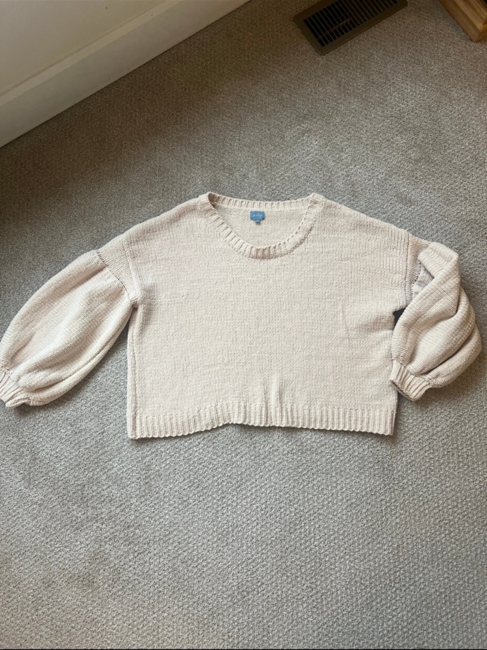 Neely Cropped Cream Puff-Sleeve Crewneck Sweater